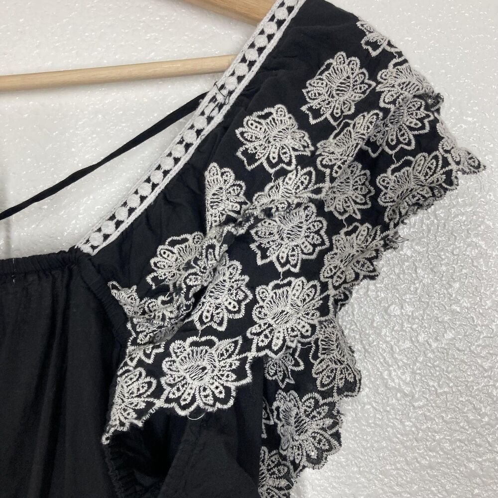Monograph Anthropologie Blouse XL Black Embroidered Floral Ruffle Crop Top Boho - Picture 12 of 15